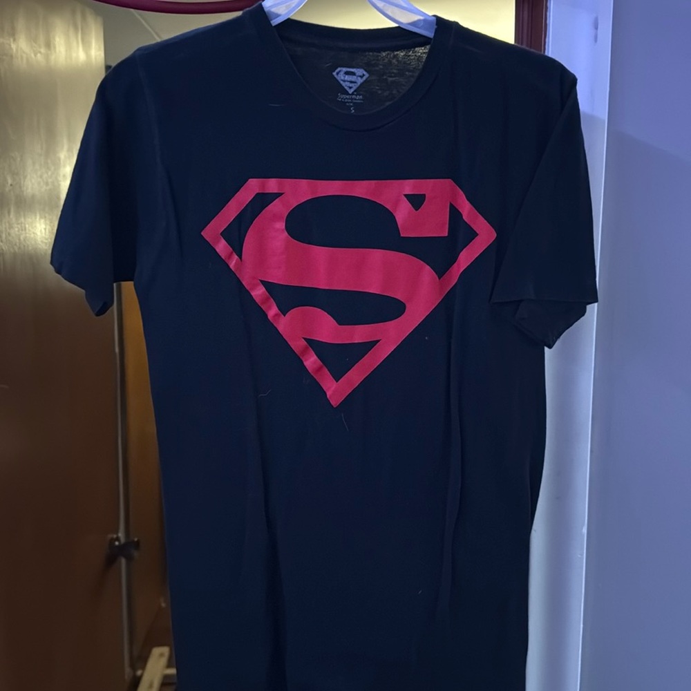 SUPERBOY TSHIRT - SIZE SMALL